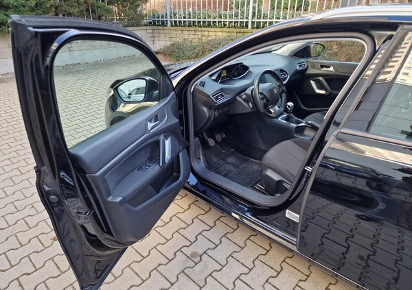 Peugeot 308 cena 55500 przebieg: 58700, rok produkcji 2019 z Warszawa małe 172